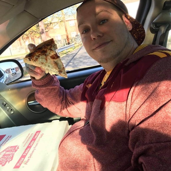 Meet your Posher, Sean - Picture 3 of 4